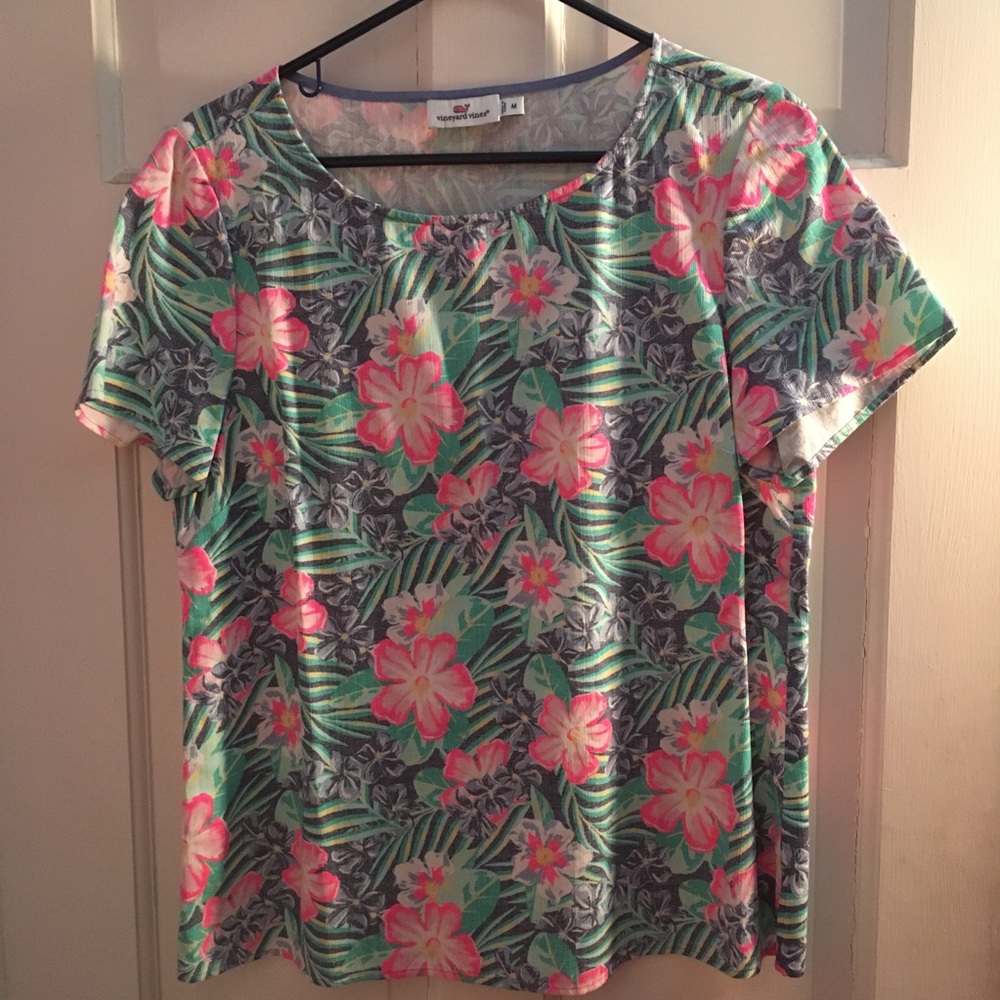 Vineyard Vines Hawaiian shirt